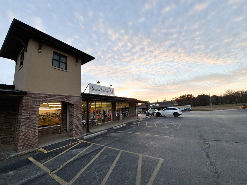 304 E Jackson St, Willard, MO, 65781