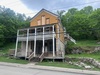 180 N Main, Eureka Springs, AR, 72632