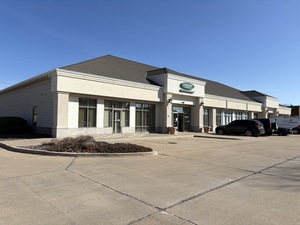 1300 W Commerce Dr, Peoria, IL, 61615