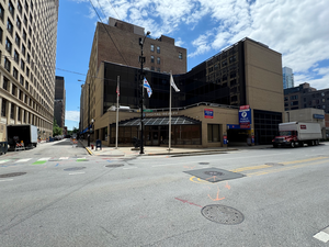 75 W Harrison St, Chicago, IL, 60605