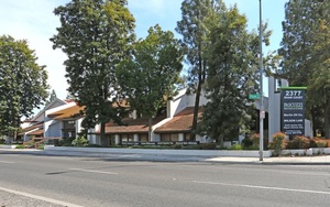 2377 W Shaw Ave, Fresno, CA, 93711