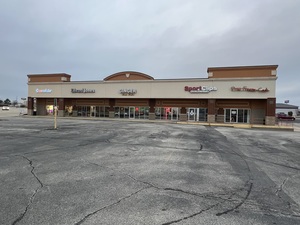 3560-3564 Court Street, Pekin, IL, 61554