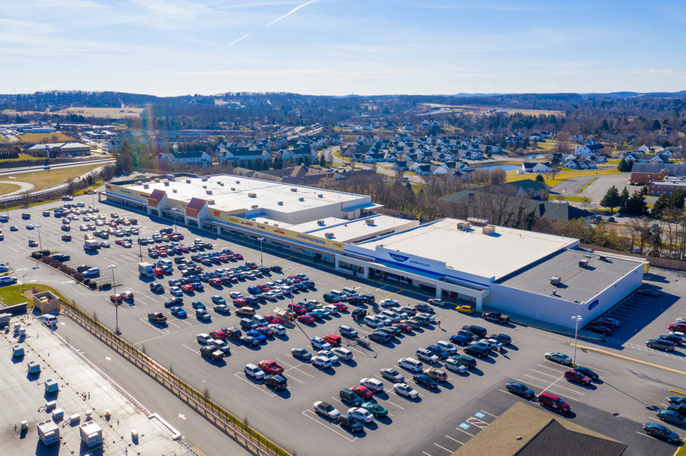 South York Crossing 2142 S Queen St, York, PA, 17403