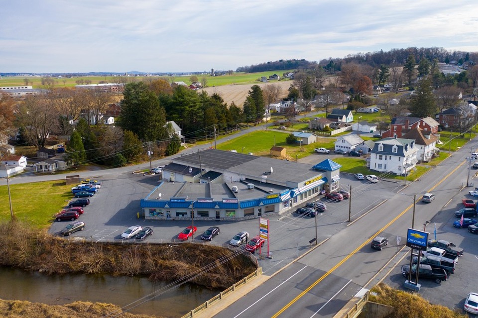 Manheim Plaza 337 S Main St, Manheim, PA, 17545