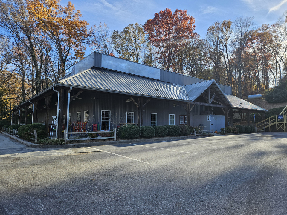 3003 Morrison Moore Pkwy E, Dahlonega, GA, 30533