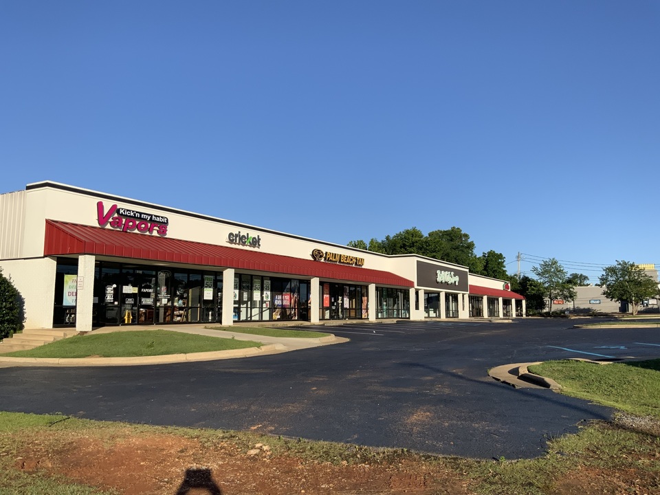 928 U.S. 72, Athens, AL, 35611