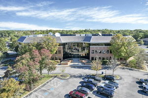 8101 N High St, Columbus, OH, 43235