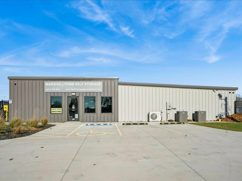 1101 Lincoln Way, Marshalltown, IA, 50158