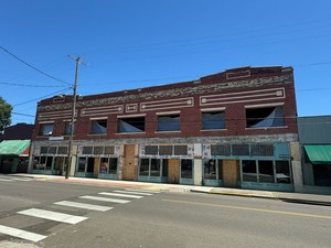 219 S Bridge St, Sheridan, OR, 97378