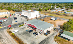 201 Lott St, Yoakum, TX, 77995