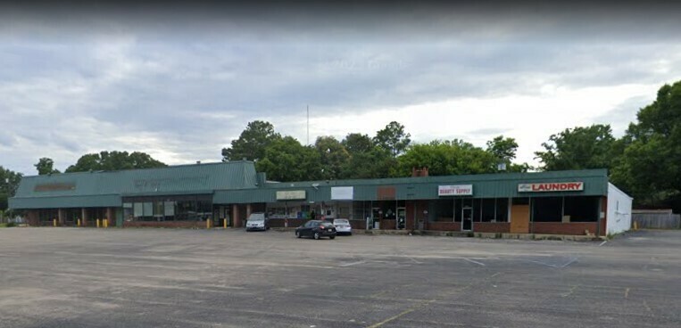 2807-2823 Lower Wetumpka Rd., Montgomery, AL, 36110