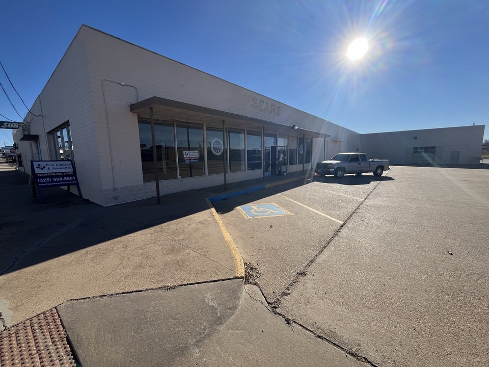 604 East Broadway Avenue, Sweetwater, TX, 79556