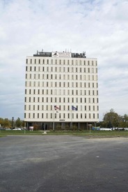 20600 Eureka Rd, Taylor, MI, 48180