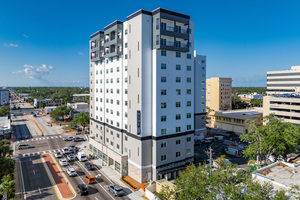 920 Manatee Avenue West, Bradenton, FL, 34205