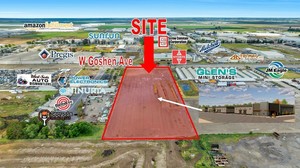 7939 W Goshen Ave, Visalia, CA, 93291