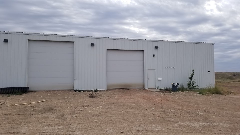 FOR SALE 8,000 SQ FT Warehouse on 4+ Acres On the Outskirts of Watford