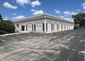 200 N Janacek Rd, Brookfield, WI, 53045