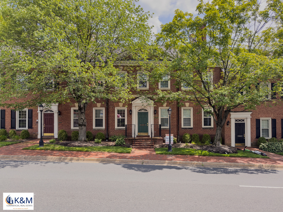 4157 Chain Bridge Rd, Fairfax, VA, 22030