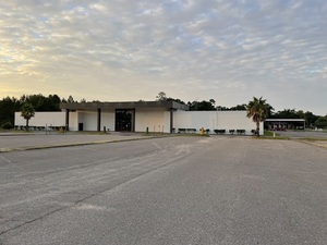 2001 E Pass Rd, Gulfport, MS, 39507