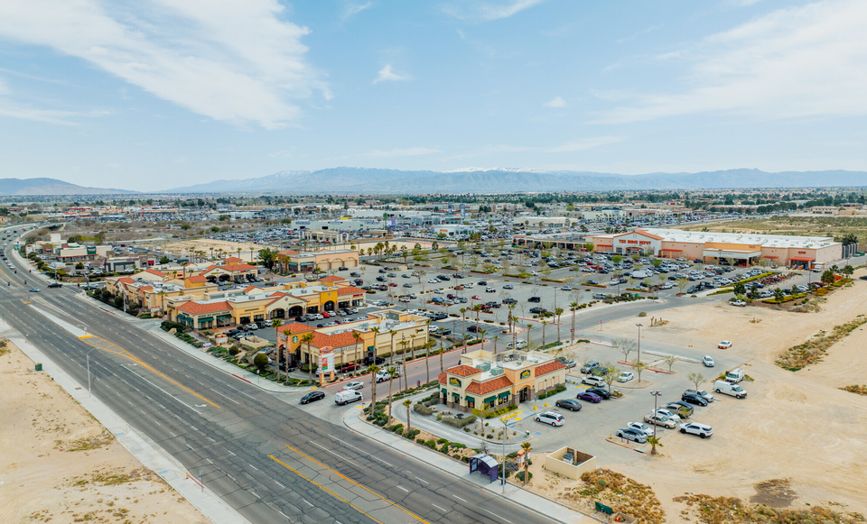15617-15683 Roy Rogers Drive Desert Sky Plaza, Victorville, CA, 92394