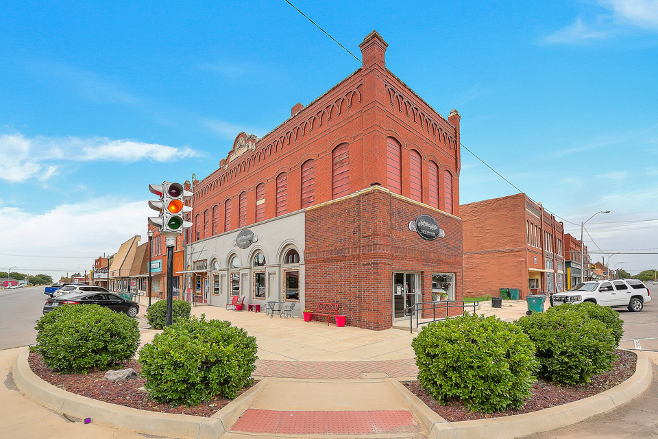 100 W 4th St, Hobart, OK, 73651
