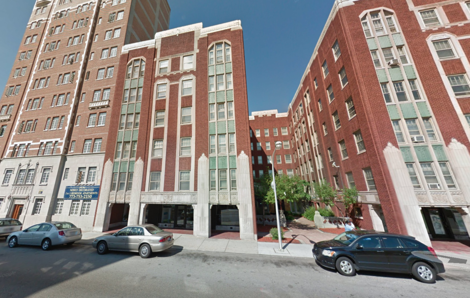 7134 S Jeffery Avenue, Chicago, IL, 60649