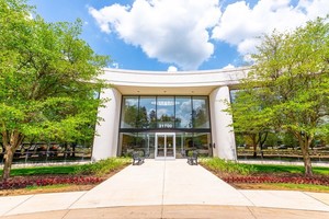 31700 Middlebelt, Farmington Hills, MI, 48334