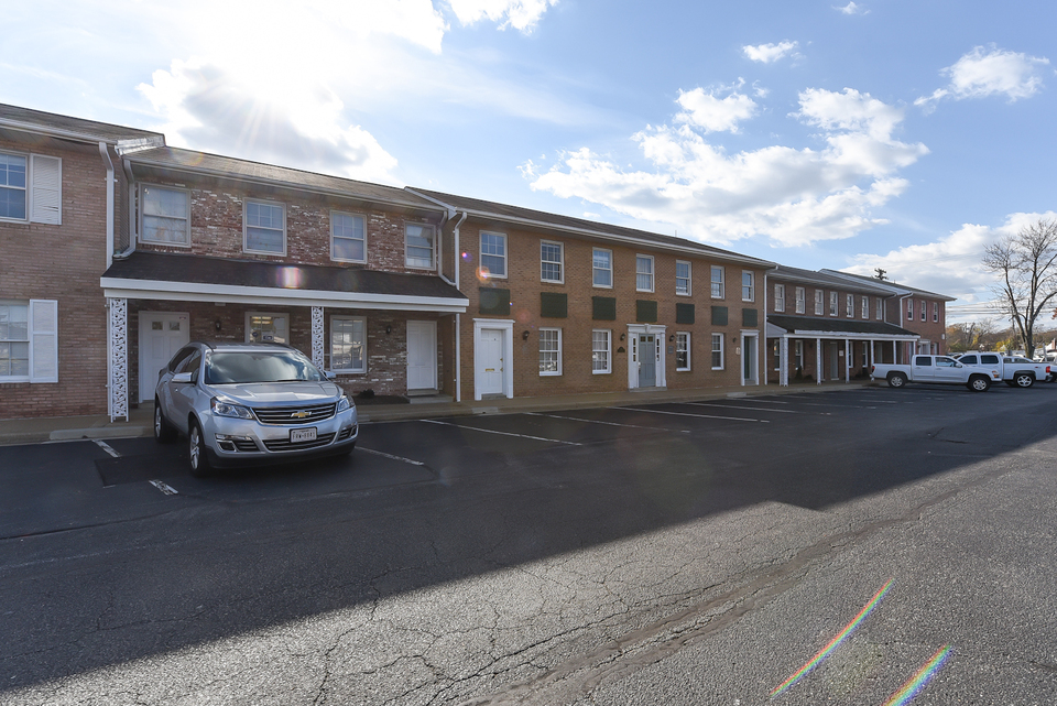Office Space for Lease in Clinton 7902 Old Branch Ave, Clinton, MD, 20735