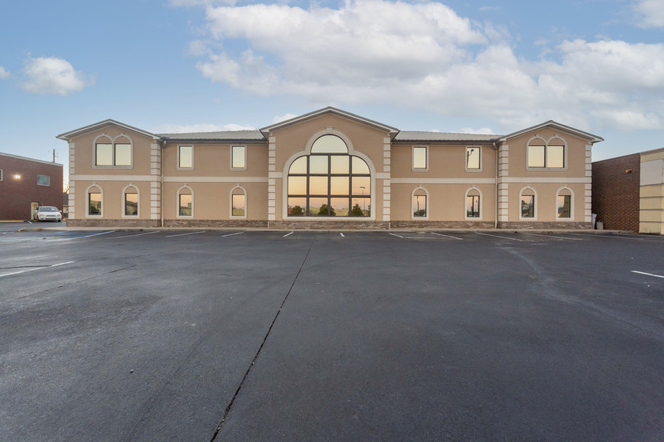620 Quintard Drive, Oxford, AL, 36203
