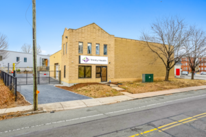1795 Broad St, Hartford, CT, 06114
