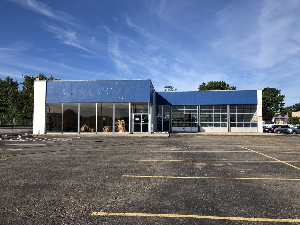 Automotive Repair building for sale Dayton Market 6500 SF 151