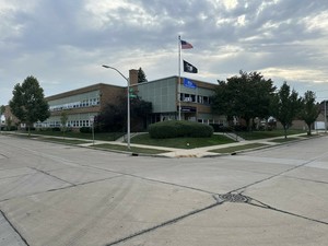 6753 W Rogers St, West Allis, WI, 53219