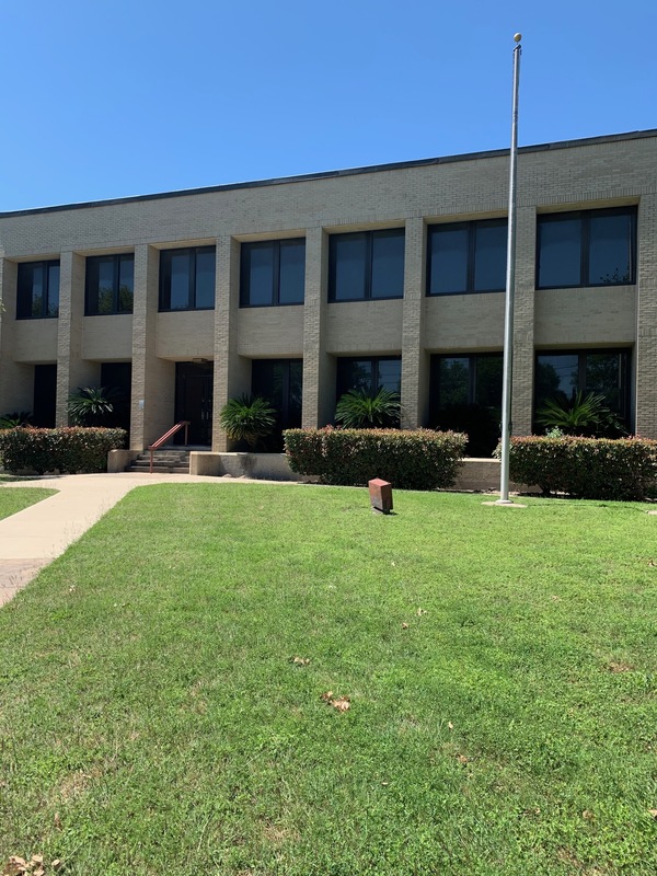 401 East Washington Avenue, Navasota, TX, 77868