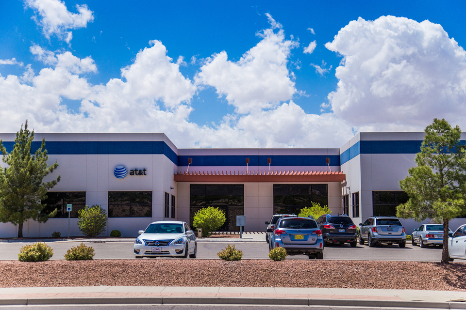 West Side Office Bldg FOR SALE 1575 N Resler, El Paso, TX, 79912