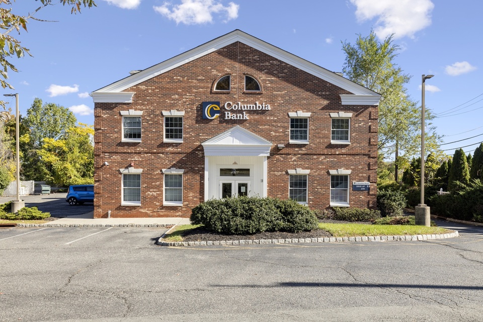 1027 Pompton Ave, Cedar Grove, NJ, 07009