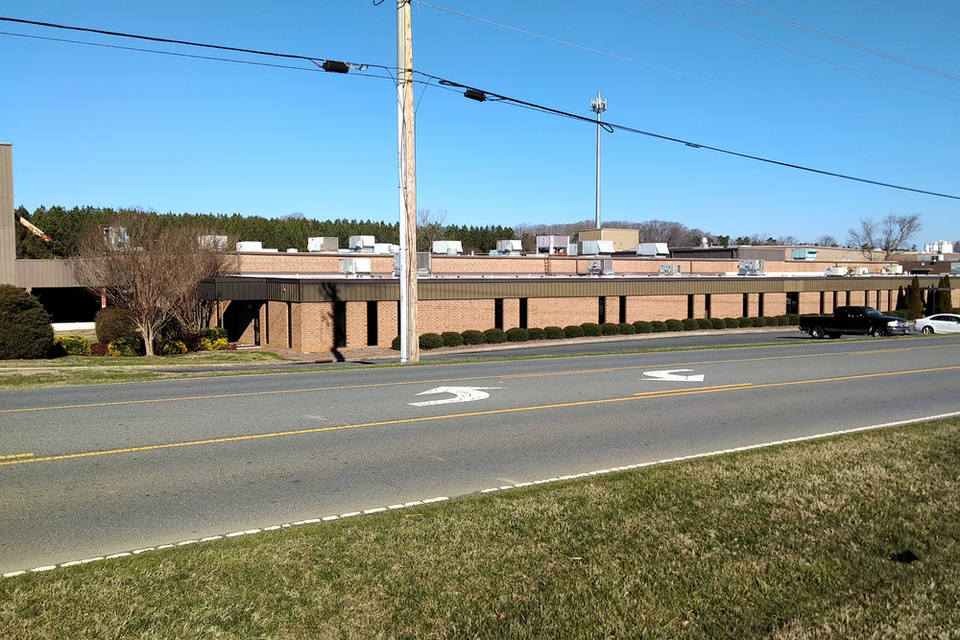 Office space for lease near the CharlotteMonroe Executive Airport