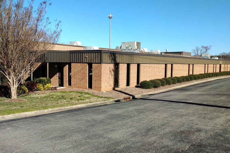 Office space for lease near the CharlotteMonroe Executive Airport