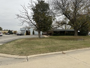 1506 W Luthy Dr, Peoria, IL, 61615