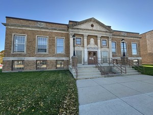 7515 W National Ave & 15 S 75th St, West Allis, WI, 53214