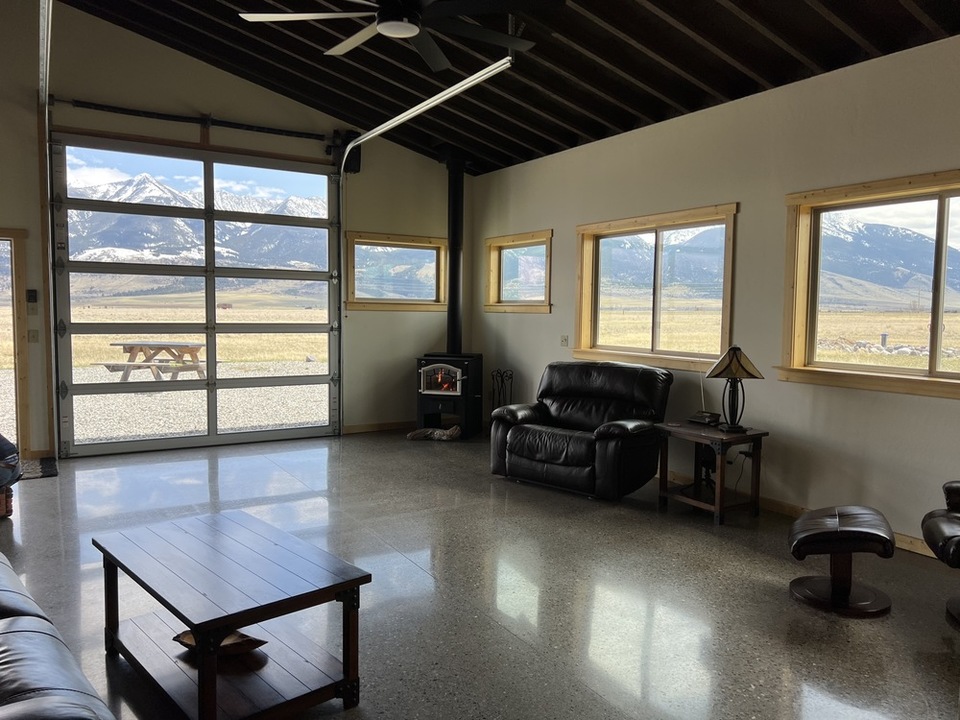 4125 US HWY 89 S, Livingston, MT, 59047