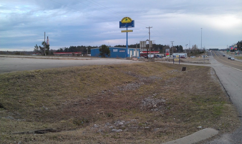 14940 S Highway 641 South, Holladay, TN 38341