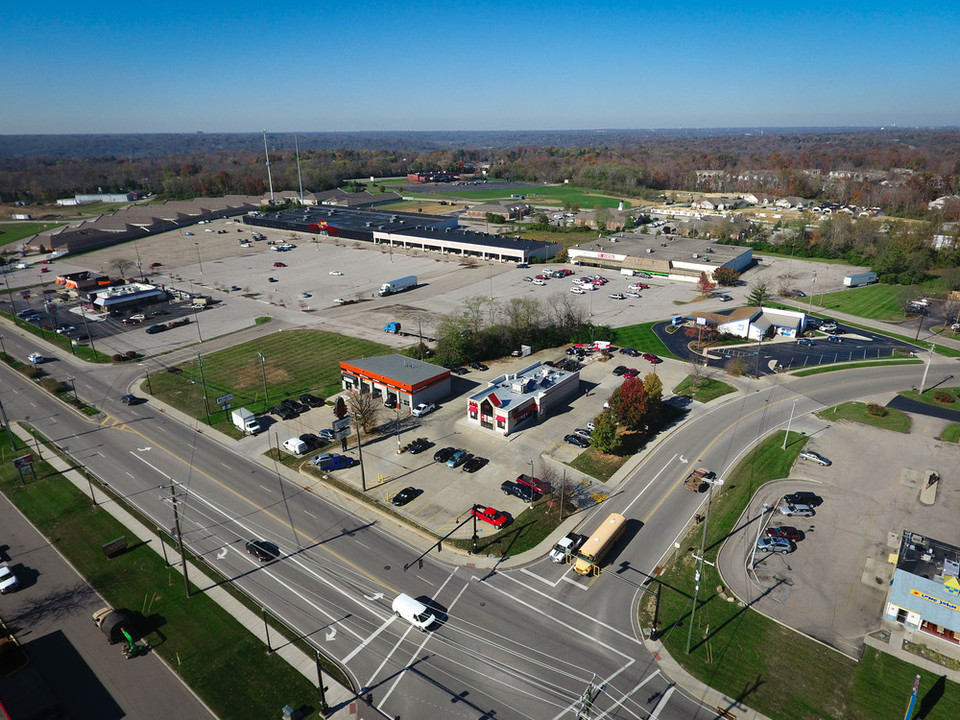 Milford Shopping Center 876 State Route 28, Milford, OH, 45150