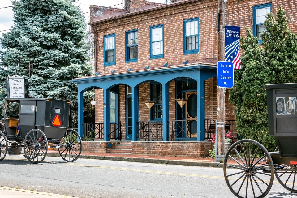 222 Main St, Dayton, VA 22821