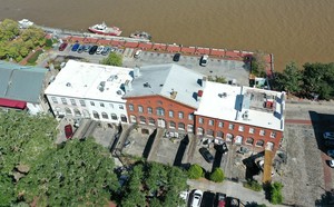 215 E River Street, Savannah, GA, 31401