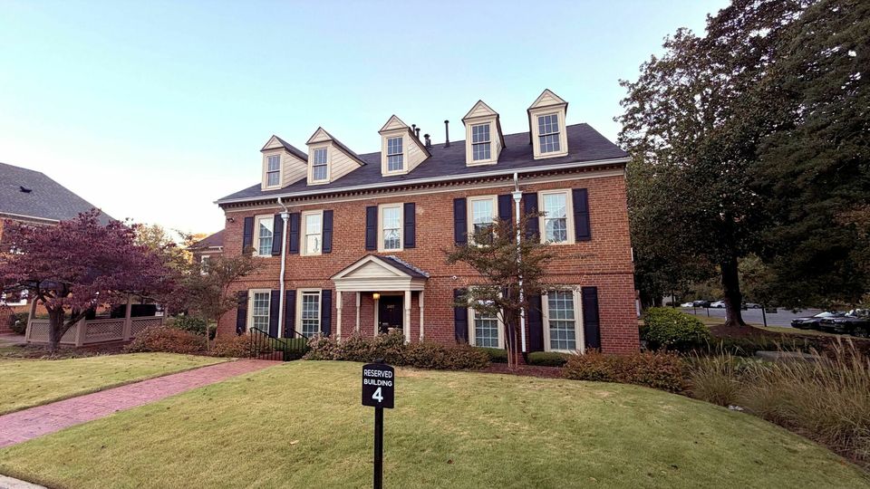 8405 & 8409 Dunwoody Pl, Sandy Springs, GA, 30350