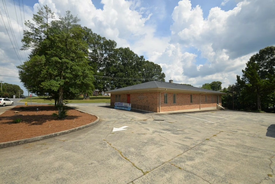 120 E Phifer St, Monroe, NC 28110