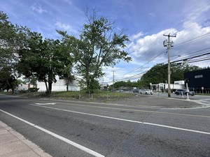 449 East Jericho Turnpike, Huntington Station, NY, 11746