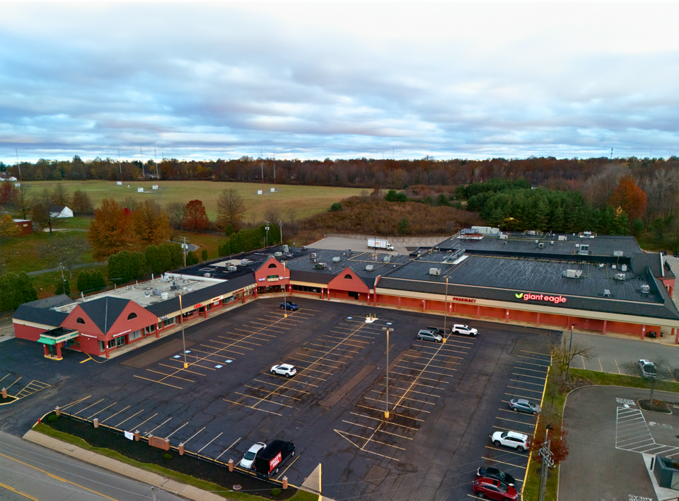 6000-6085 Royalton Road, North Royalton, OH, 44133