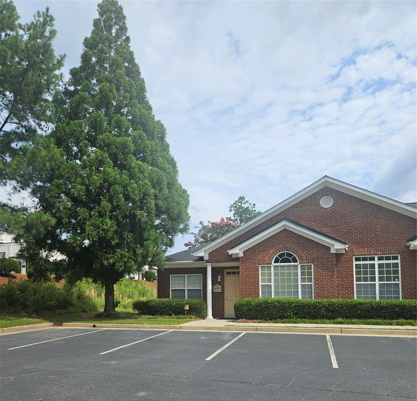 1815 Lockeway Dr,Unit 101, Alpharetta, GA 30004