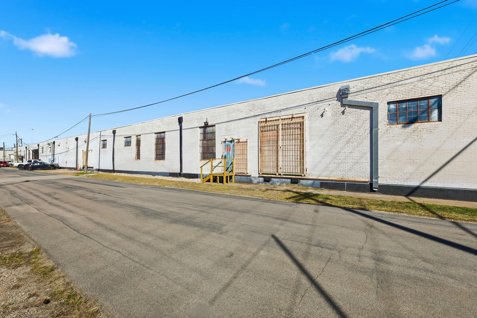 2700 Atlanta St, Dallas, TX 75215